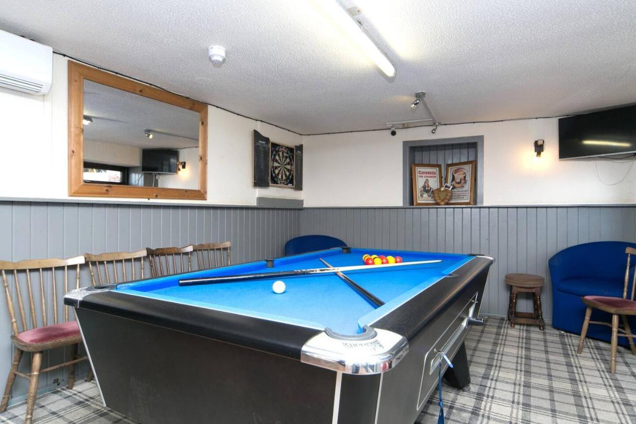 Pass The Keys Modern En-Suite Room In Country Pubrestaurant 2 Llanddona Esterno foto